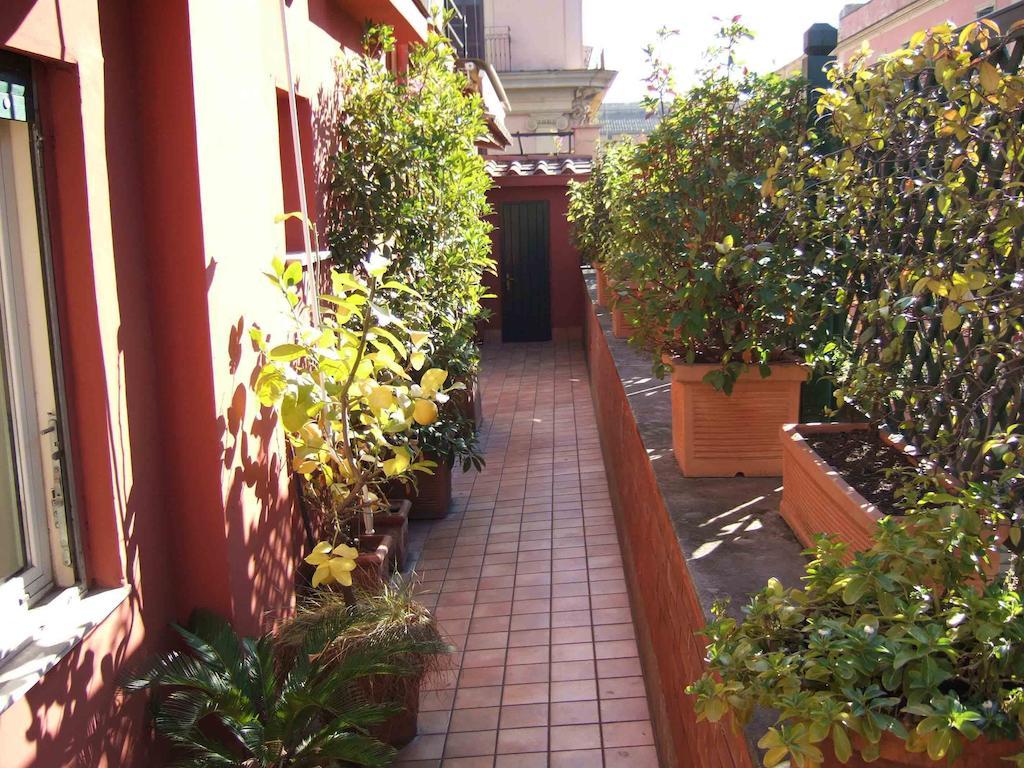 Flavia Rooftop Apartments Рим Номер фото