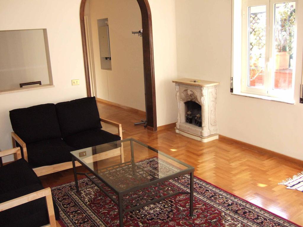 Flavia Rooftop Apartments Рим Номер фото